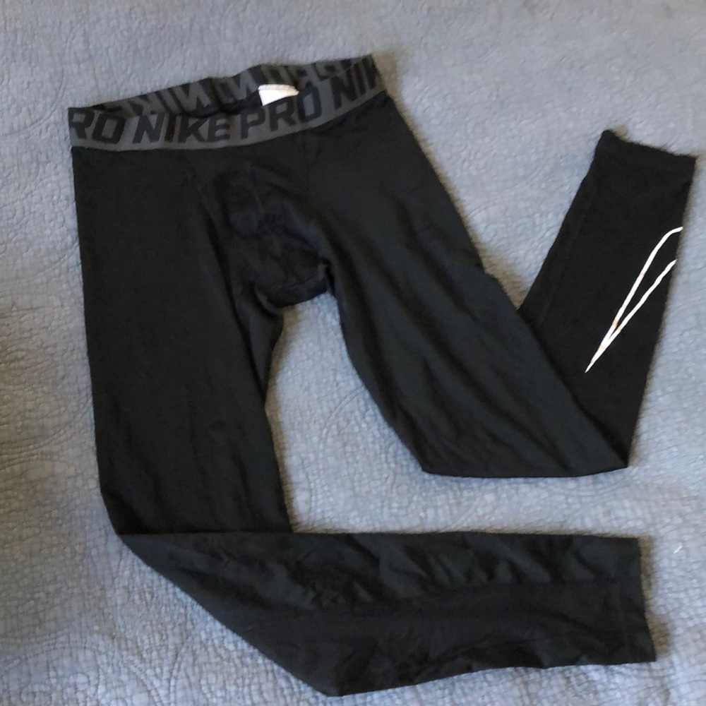 Never worn Nike Pro compression leggings